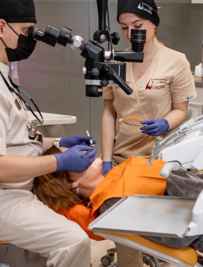 стоматолог у Києві